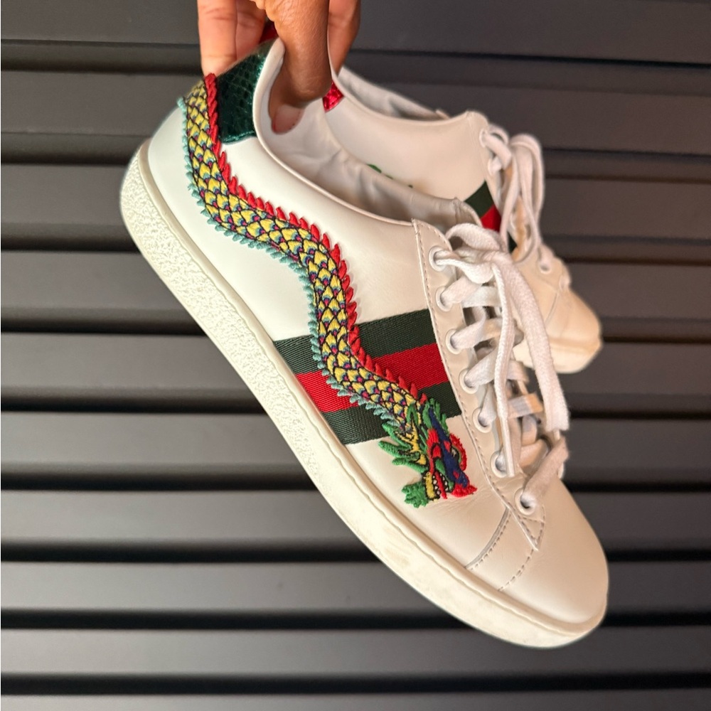 Gucci White Sneakers with Colorful Dragon Embroidery
